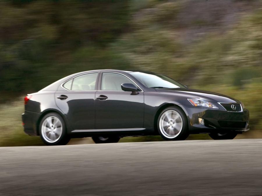  Lexus IS350 2005 года  (фото 74 из 82)